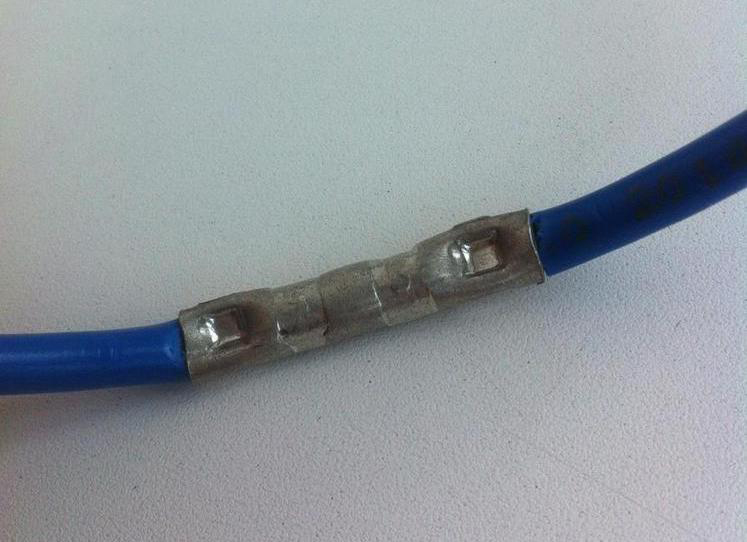 Соединение медного и алюминиевого кабеля кабельной гильзой